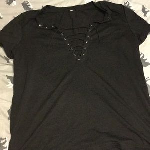 L lace up neckline shirt